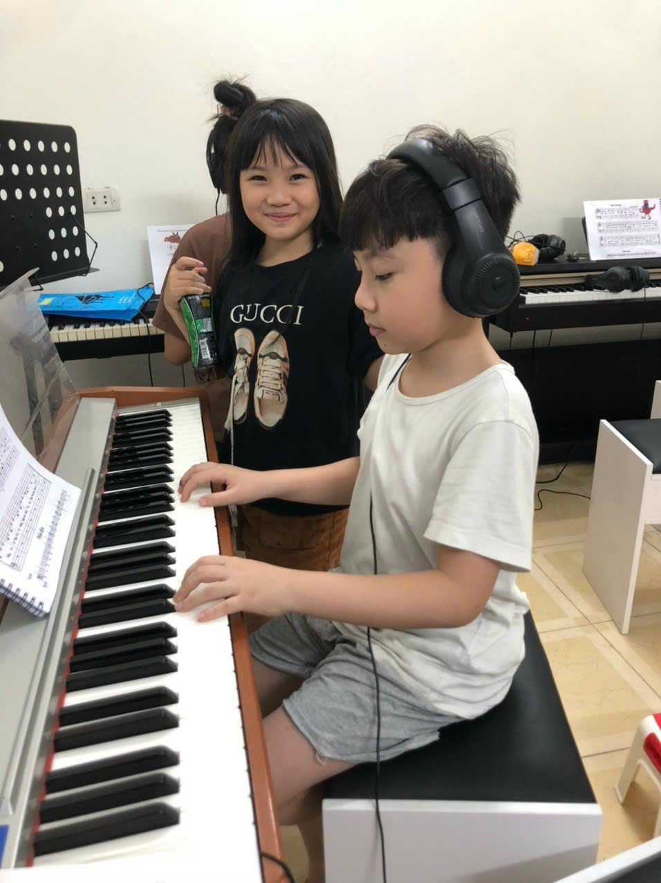 Khám Phá Những Lợi Ích Tuyệt Vời của Đàn Piano Dành Cho Người Lớn